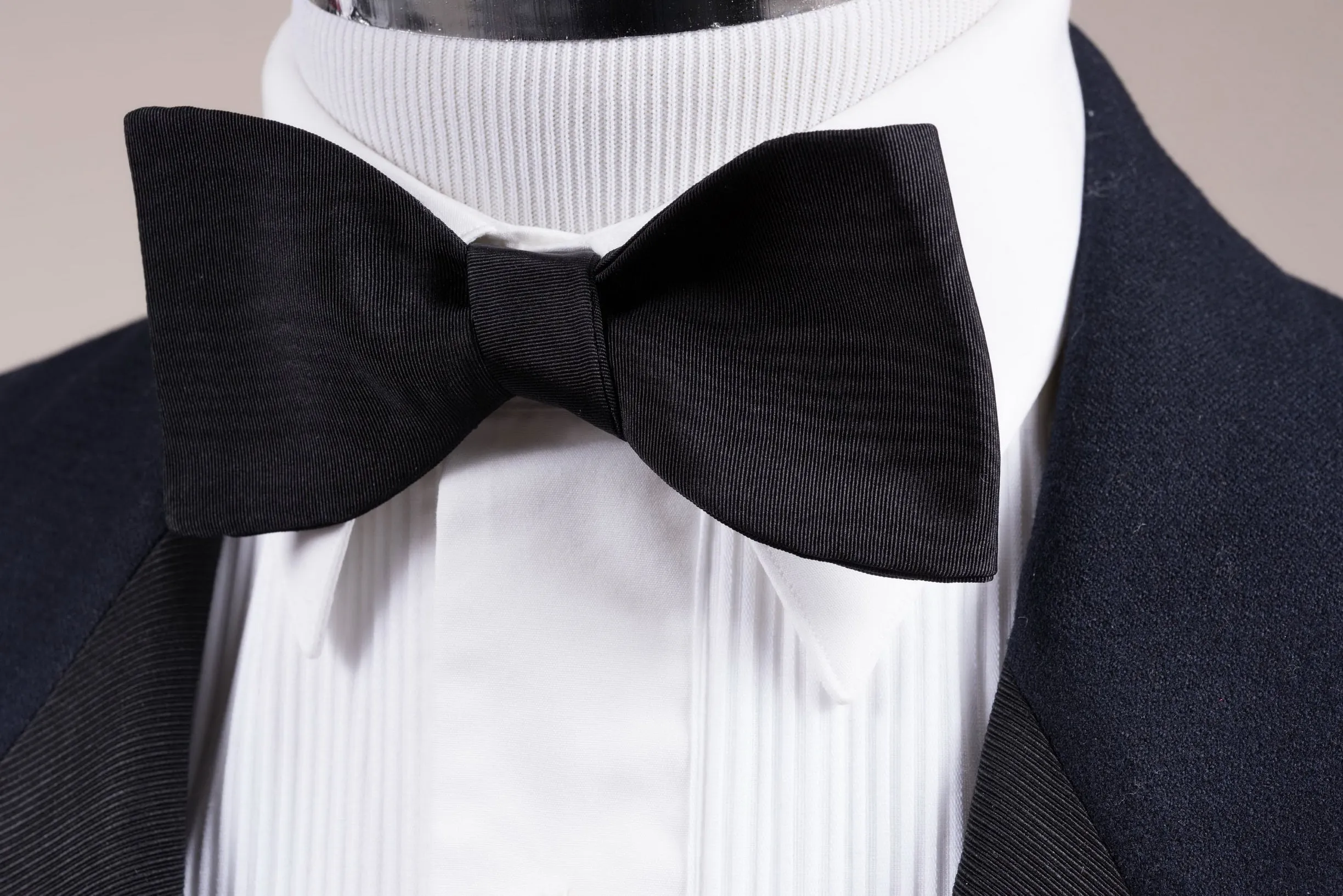 Black Single End Silk Moiré Bow Tie