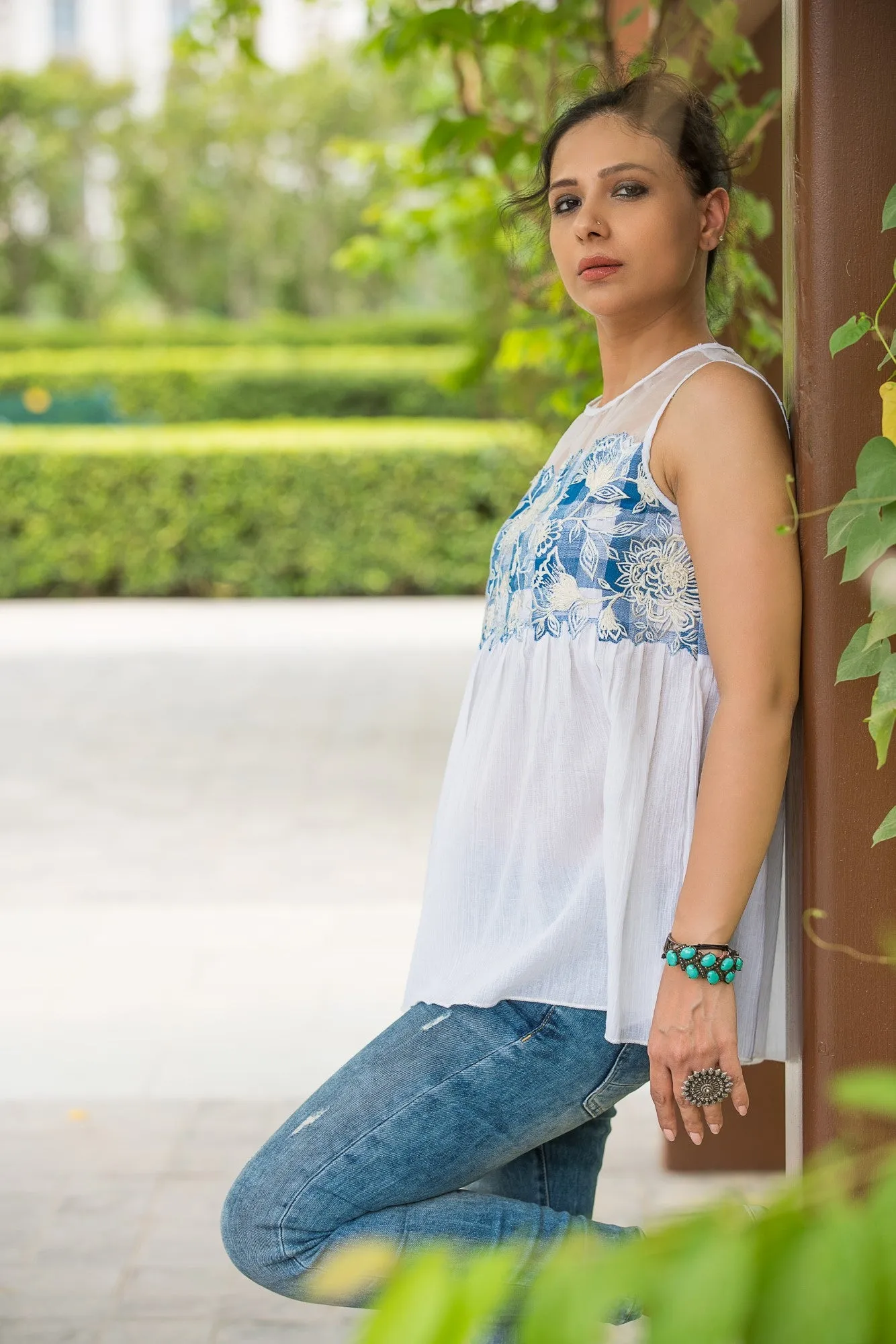 Sleeveless Crinkled Embroidered Top