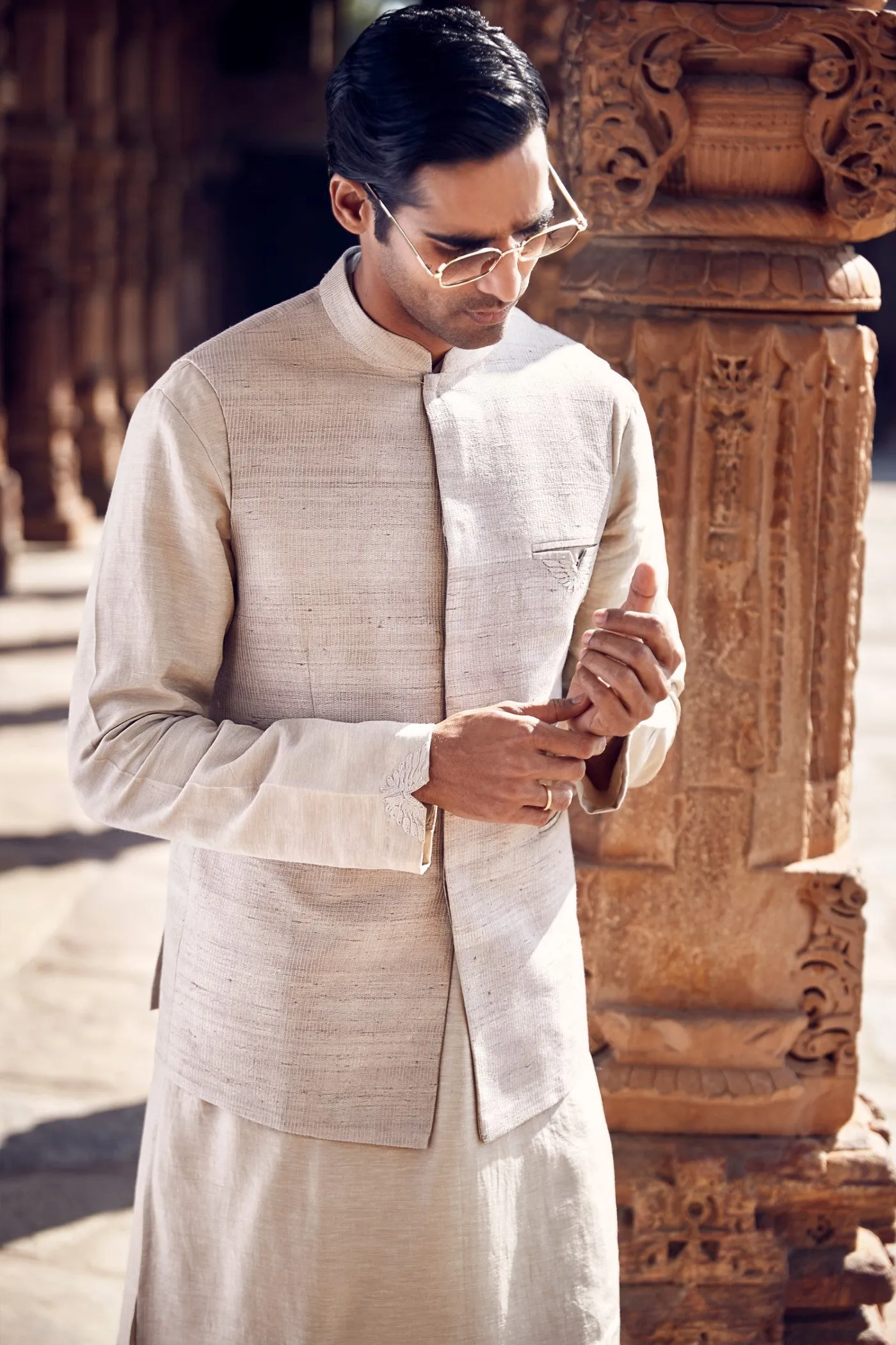 The Handloom Iconic Wing Pocket Dandy Jacket